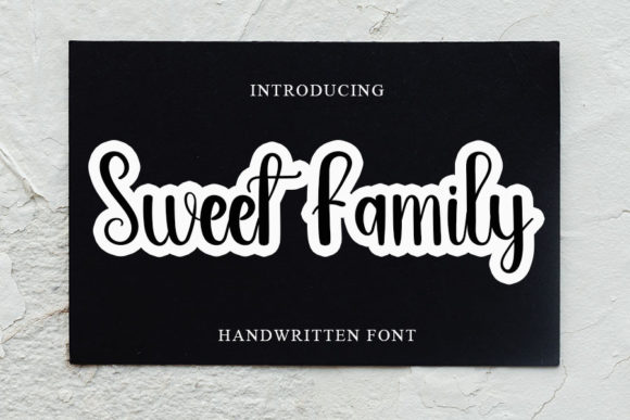 Adding a Personal Touch: How Sweet Family Font Elevates Your Designs